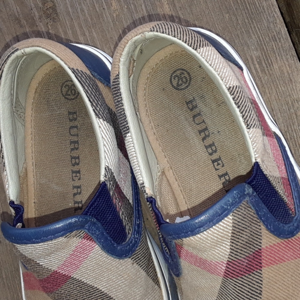 Burberry toddler slip-ons - Picture 4 of 8